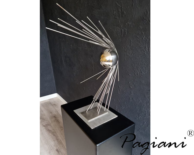 Decorazione astratta a forma di sfera in acciaio inossidabile, scultura per la casa, decorazione per interni ed esterni, scultura moderna in metallo, realizzata a mano da Pagiani