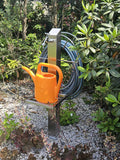 Asta per colonna d'acqua con rubinetto da giardino in acciaio inossidabile con ripiano e portagomma