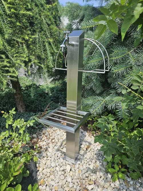 Asta per colonna d'acqua con rubinetto da giardino in acciaio inossidabile con ripiano e portagomma