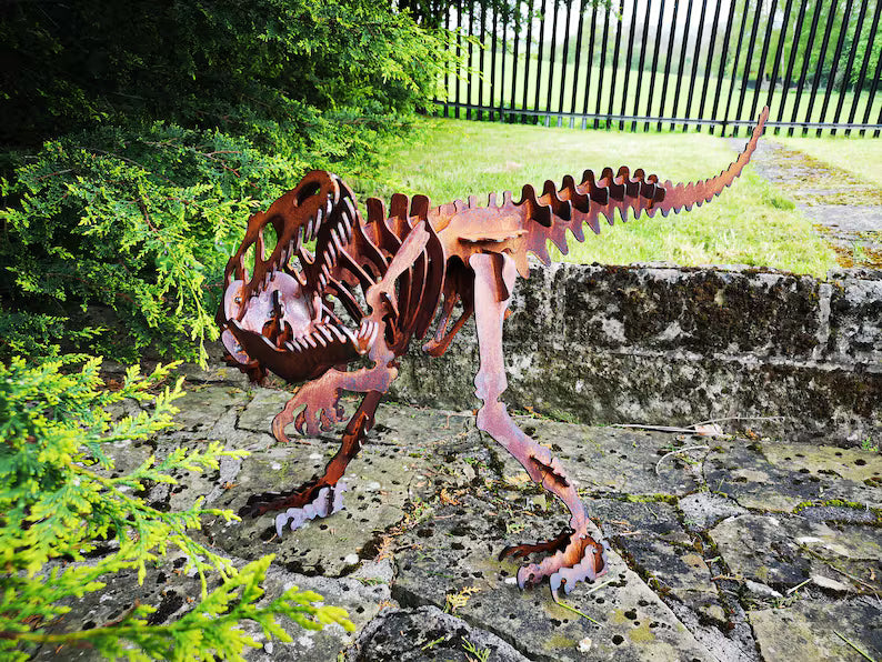 Allosauro in metallo arrugginito - Allosauro 3D - Ornamenti da giardino - Arte - Dinosauro - T-Rex - Dinosauro 3D - Triceratopo